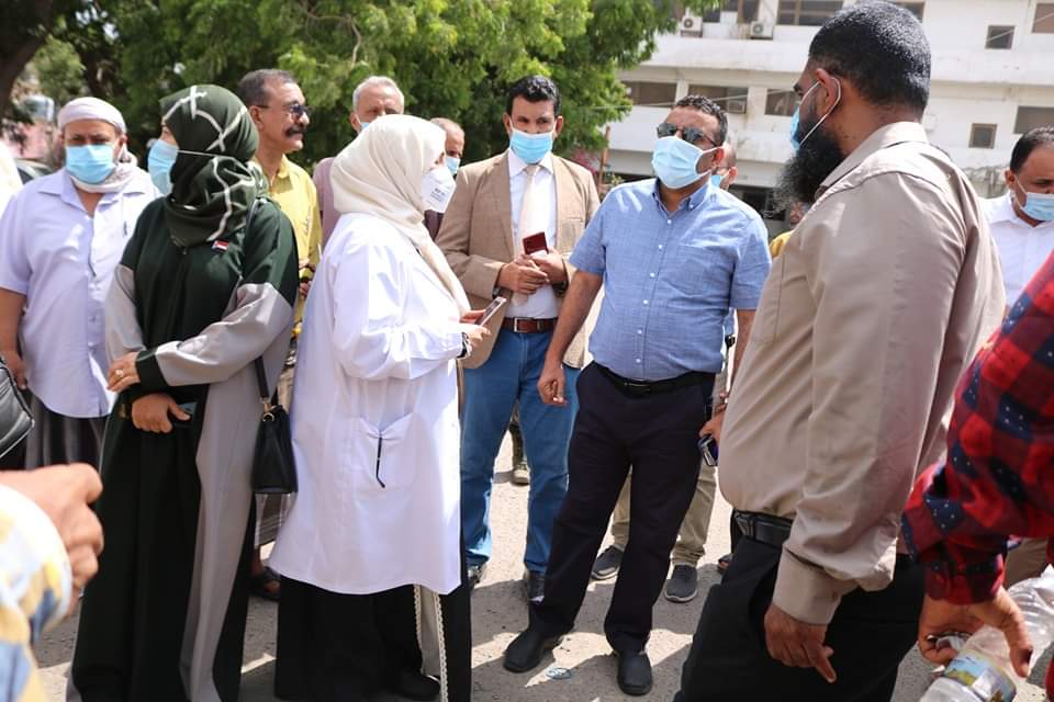 المدير الإقليمي لليونيسف يزور مستشفى الصداقة التعليمي العام في عدن