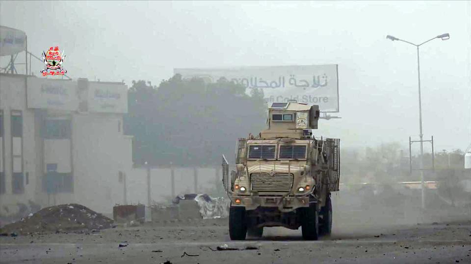 تقرير حقوقي يوثق 105 حالة انتهاك ارتكبتها المليشيا الحوثية خلال 20 يوما