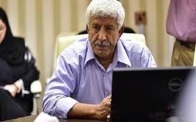  وزير الصحة يطالب بفرض حظر تجوال لأسبوعين بعدن