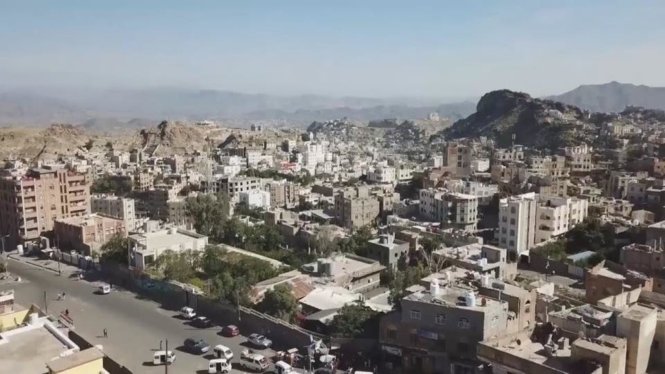 (من الحب ماقتل ) علاقتها باحد المشرفين الحوثيين دفعتها للعمل كجاسوسة ..من هي واين تم القبض عليها