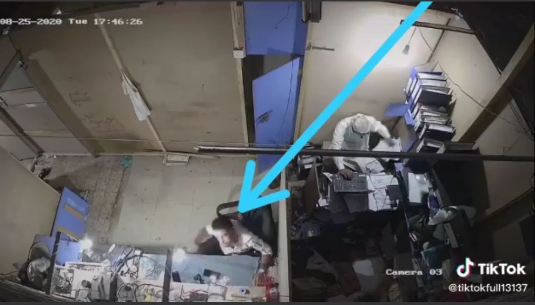 فيديو جديد للأغبري يظهر في غرفة أخرى بمحلات السباعي وعينه على كاميرا المراقبة 