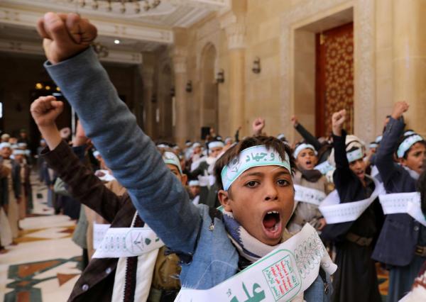 تعميم حوثي للمدارس بإحياء احتفالات طائفية