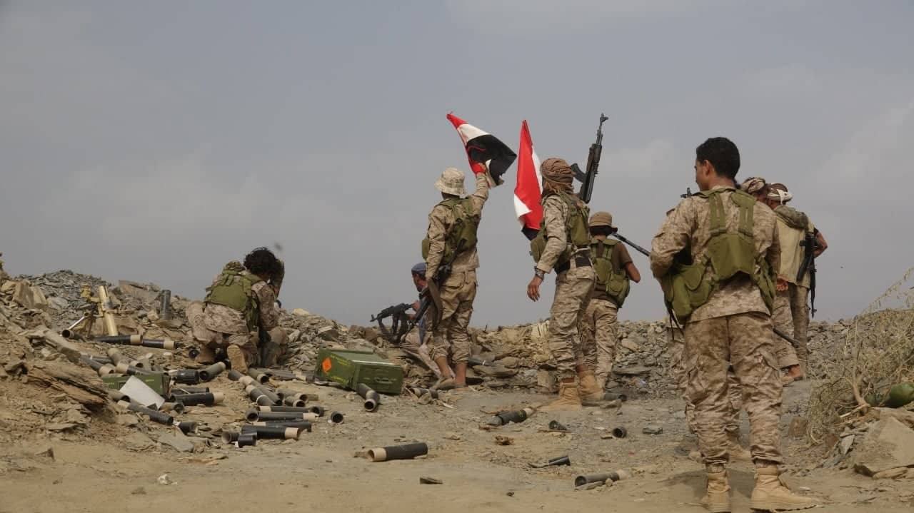 الجيش الوطني يجبر مليشيا الانتقالي من الانسحاب من مديرية طور الباحة بمحافظة لحج. 