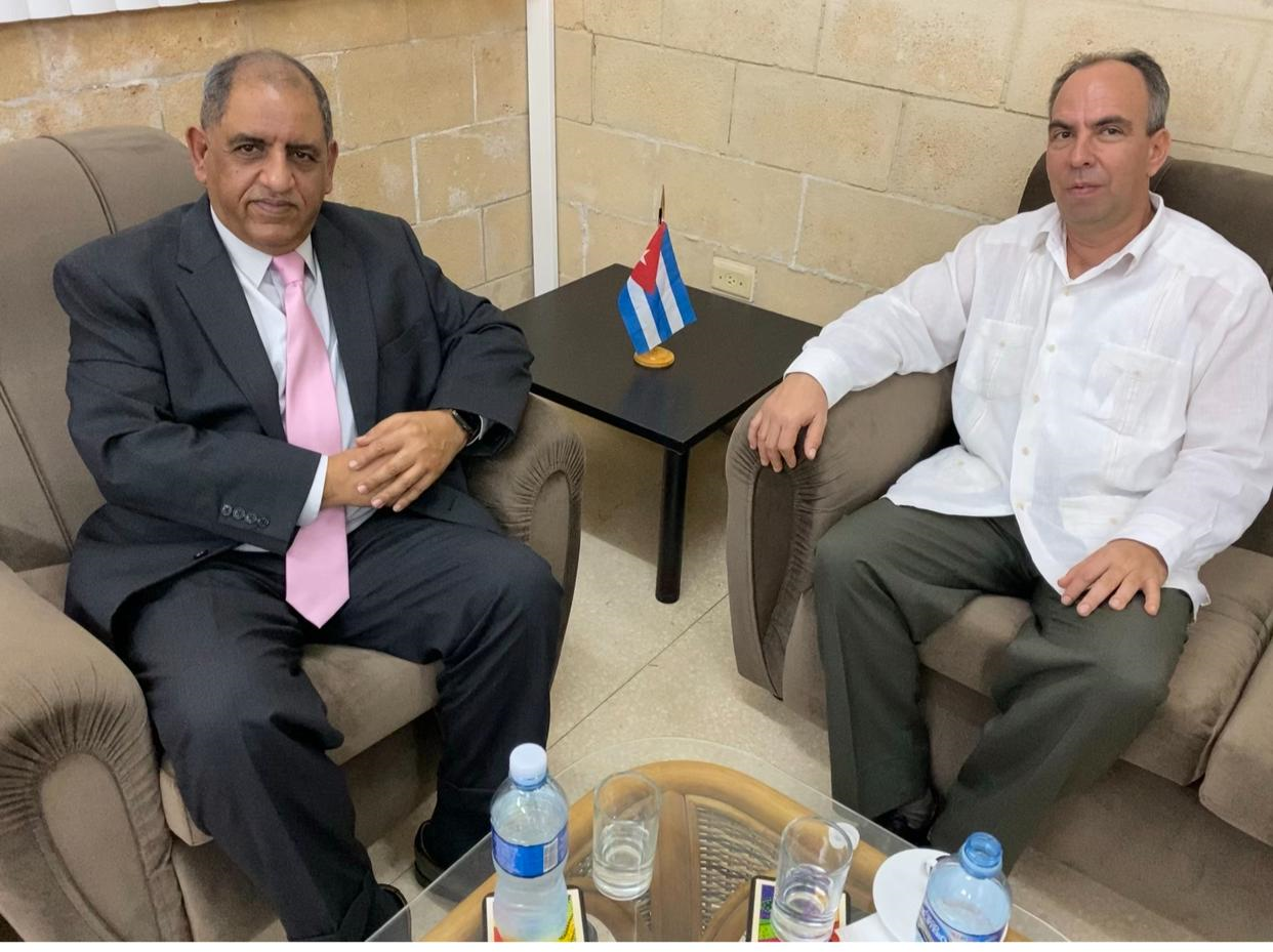 ناشر يلتقي مدير المعهد العالي للعلاقات الدولية في كوبا