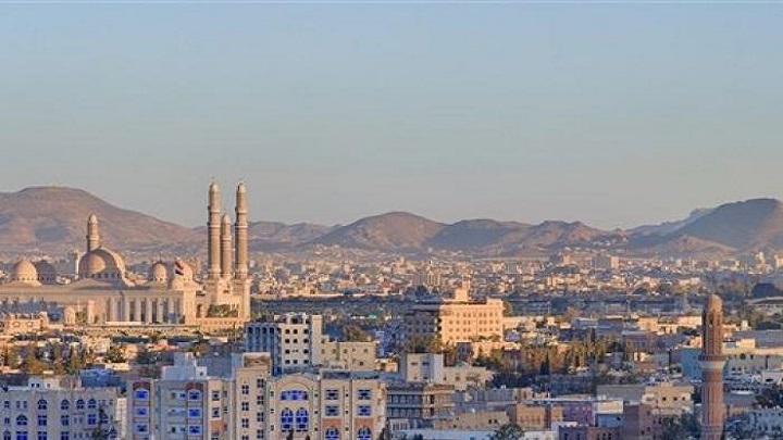لن تصدق ماذا فعل مجموعة من الشباب داخل إحدى مقابر العاصمة