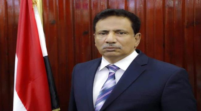 المحافظ بن ياسر يبارك لرئيس الجمهورية إعلان الحكومة ولأبناء المهرة التمثيل الحكومي