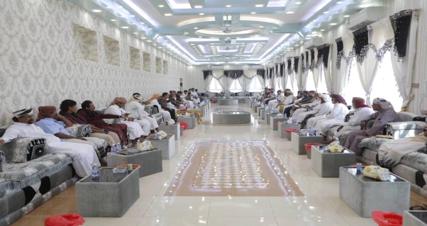 المهرة السلطة المحلية تؤكد على معالجة حقوق اتحاد المقاولين وفق إمكانياتها