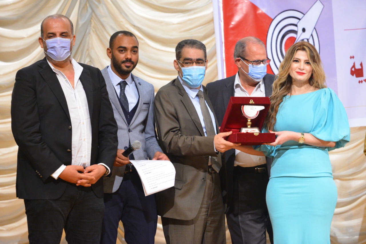 اليوم السابع يفوز بجائزة الصحافة المصرية عن تغطية حرب اليمن