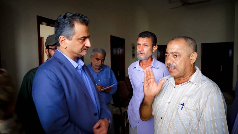 محافظ عدن يتفقد أوضاع مبنى وكالة الأنباء اليمنية سبأ