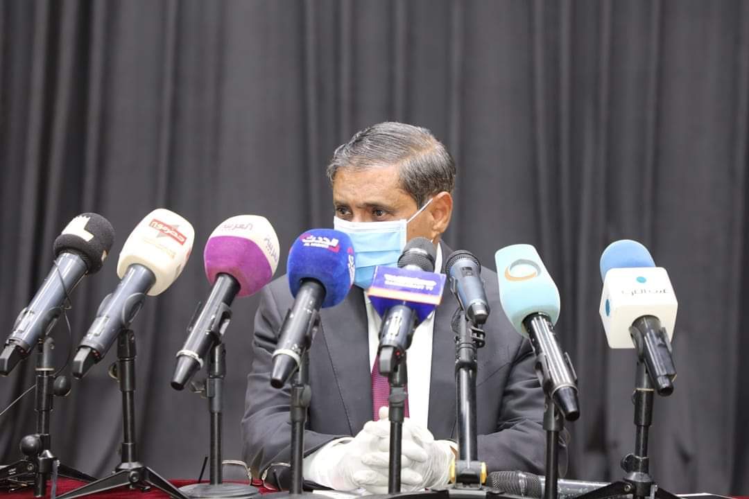 المحافظ البحسني يرأس اجتماعاً موسعاً لمناقشة الإجراءات المتبعة لمجابهة فيروس كورونا