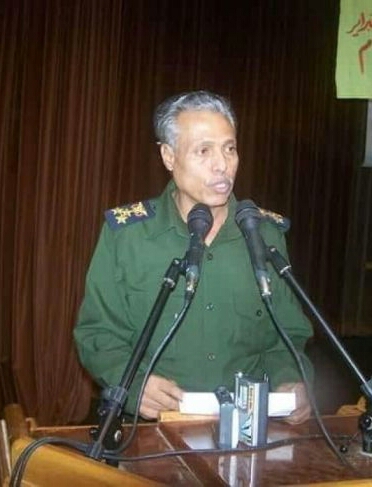 عودة اللواء الحامدي  من مطار الرياض بعد حصار مليشياء الانتقالي لمطار عدن وتلويحها باستهداف الطائرة السعودية.. 