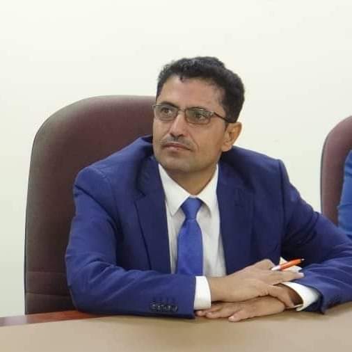 مليشيا الحوثي تختطف ااصحفي عبدالقوي العديني من منزله في إب   