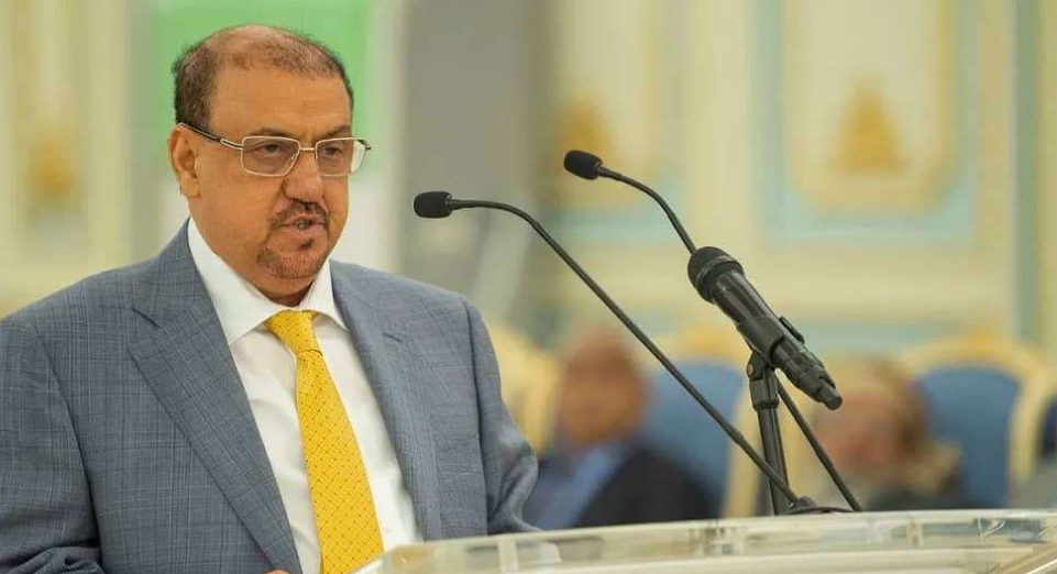 البركاني يتعهد بوضع حلول عاجلة لإنقاذ الاقتصاد