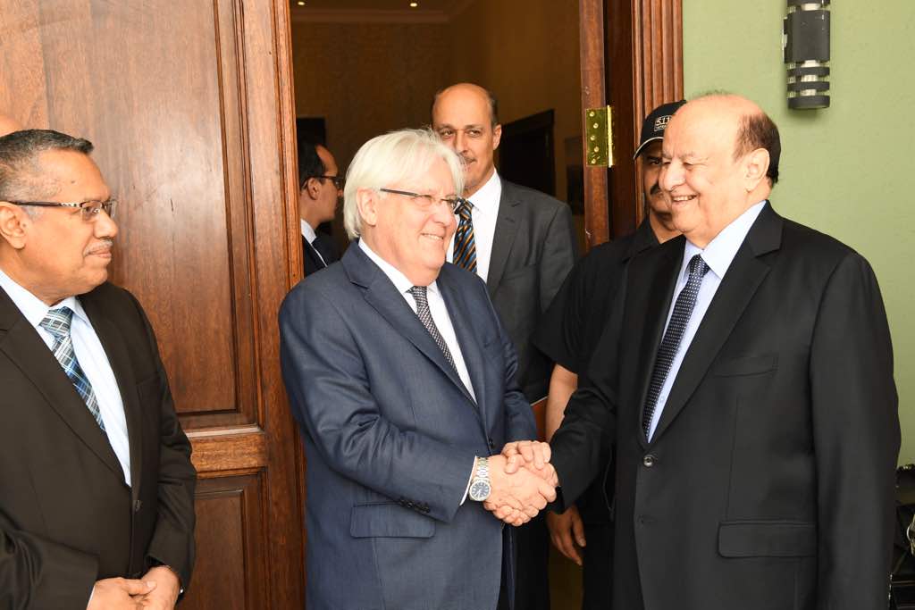  الرئيس هادي مع المبعوث الأممي في عدن اليوم