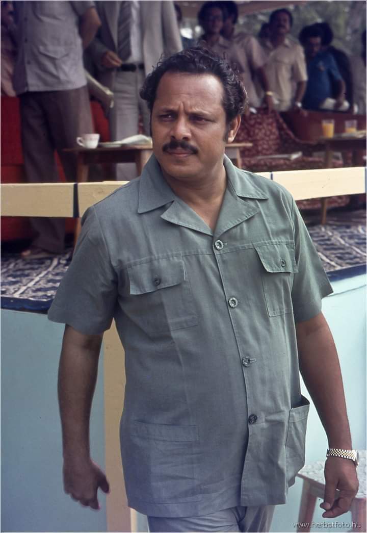 الرئيس علي ناصر محمد..رئيس جمهورية اليمن الديمقراطية الشعبية (اليمن الجنوبي) سابقاً.