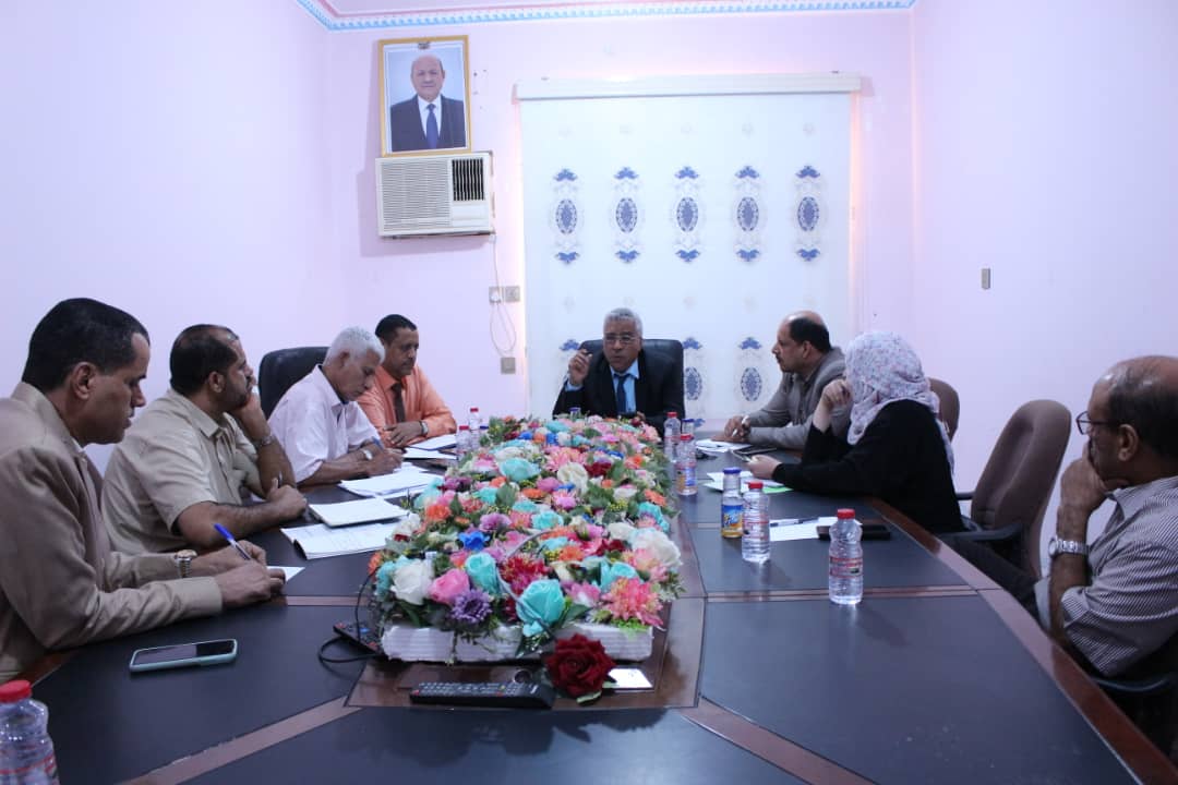 اللجنة العليا لتطبيق الأداة الوطنية للتقييم وتصنيف الجامعات اليمنية تناقش التحضيرات لعقد الدورة التدريبية لأعضائها